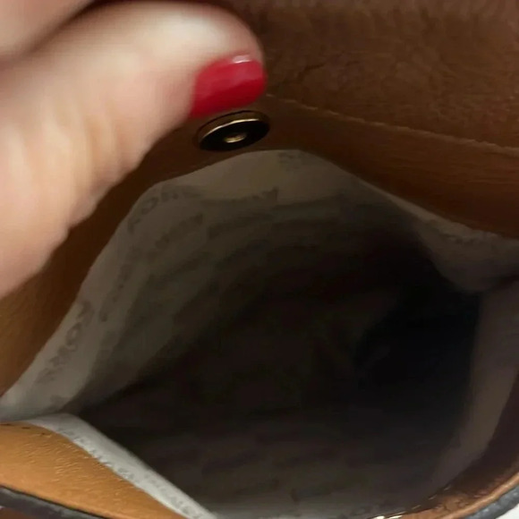 - Michael Kors shoulder bag in tan calf leather backpack - Picture 7 of 13